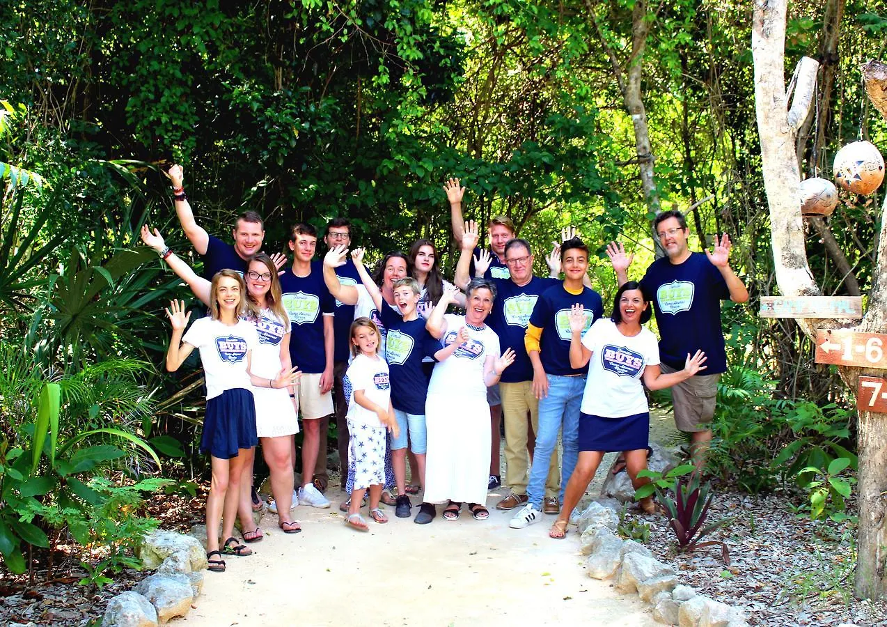 Camp Akumal - Hosted Family Bungalows